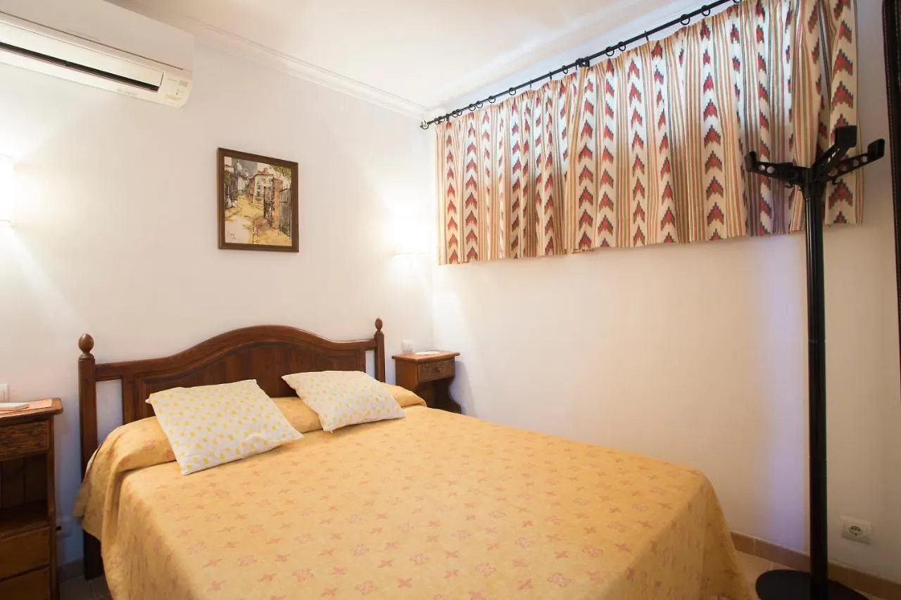 Villa With Private Mountain Per Runners, Trailer, Near Beach Puerto Pollensa,Belong To The Property Puerto Pollensa Villas And Apartments