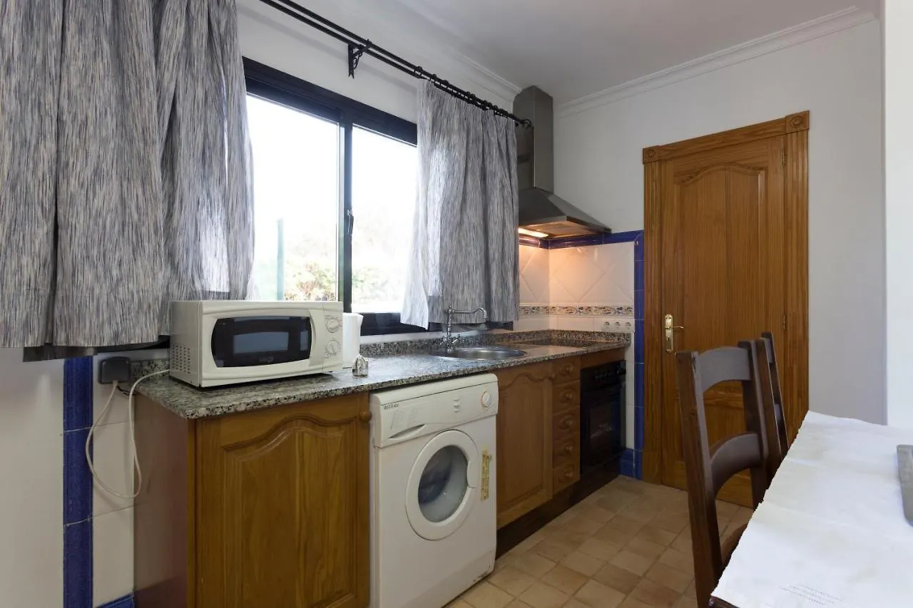 Villa Puerto Pollensa: Mountain Views and Beach Proximity