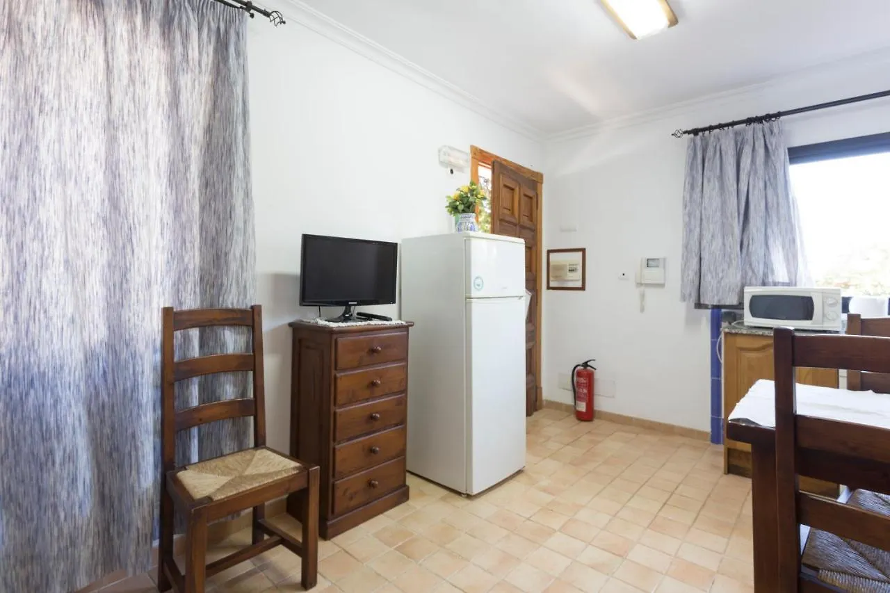 Villa Puerto Pollensa: Mountain Views and Beach Proximity 0*, Port de Pollenca