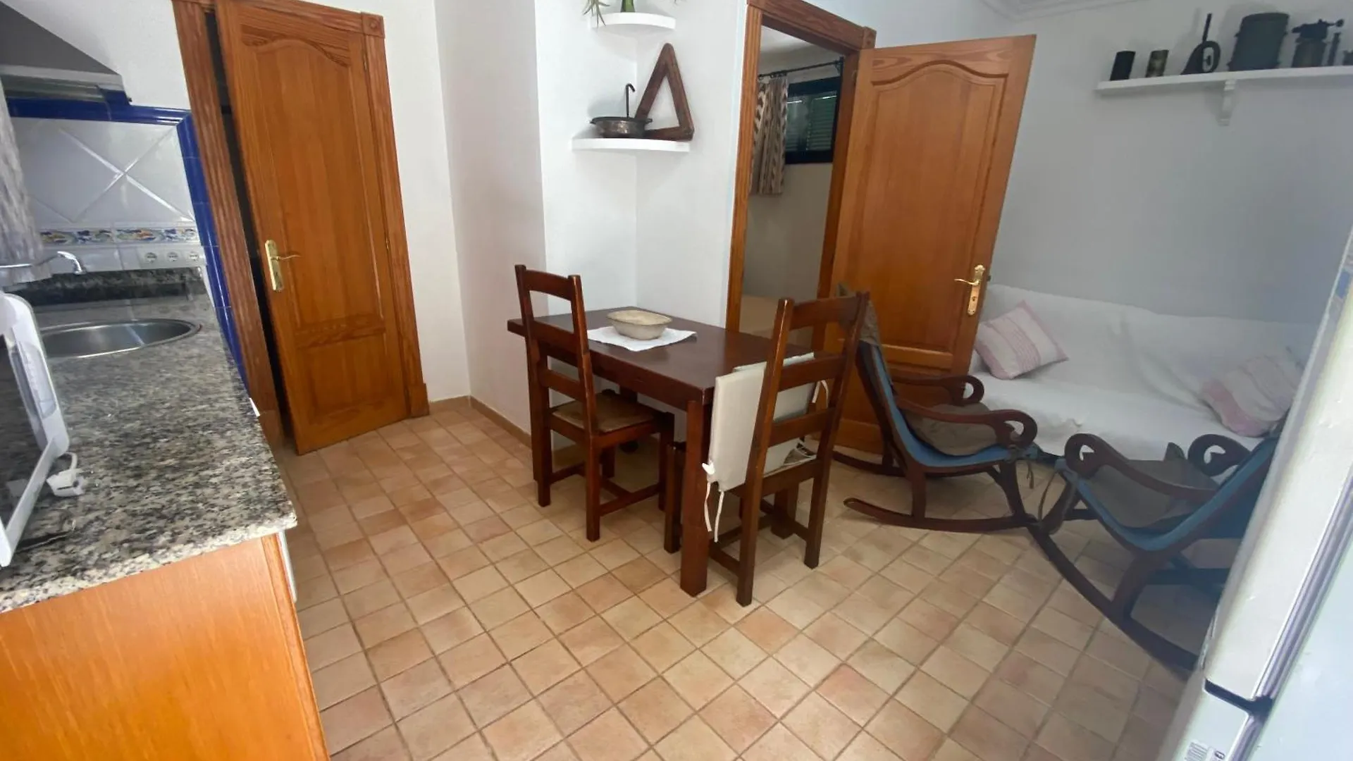 Villa Puerto Pollensa: Mountain Views and Beach Proximity